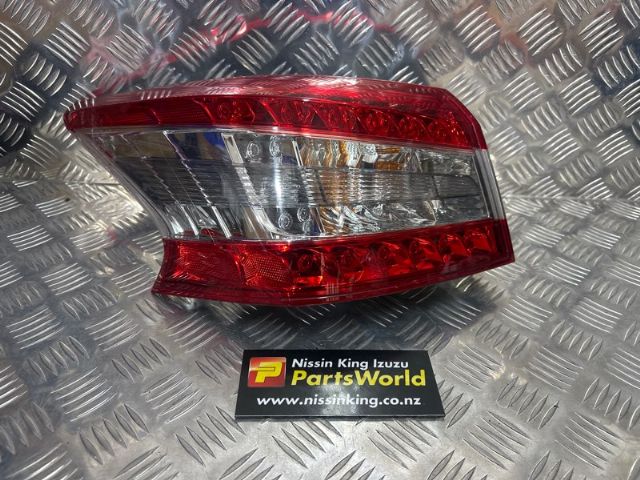 L Tail Light