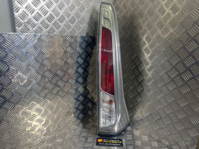 R Tail Light