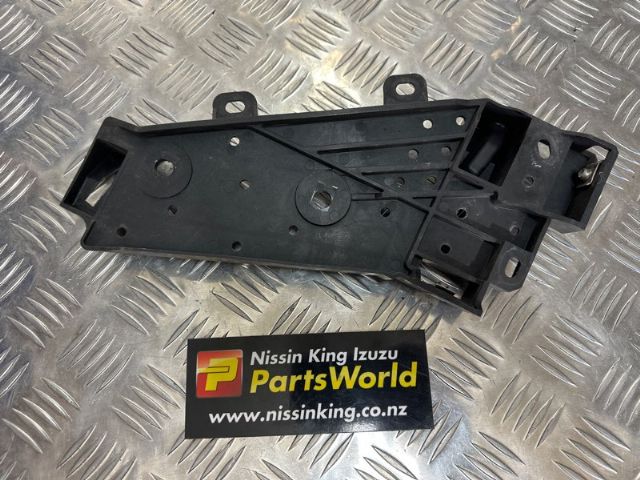 Rh Radiator Support Extension