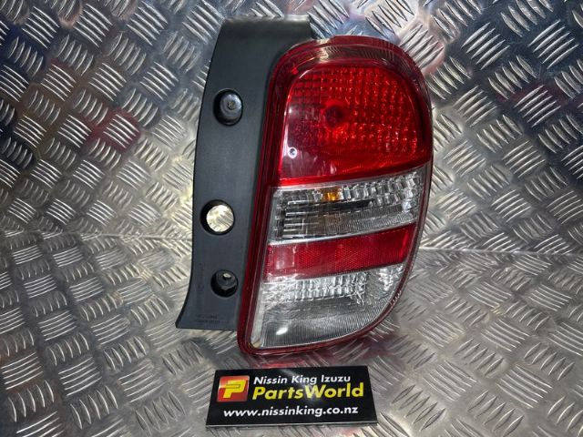 R Tail Light