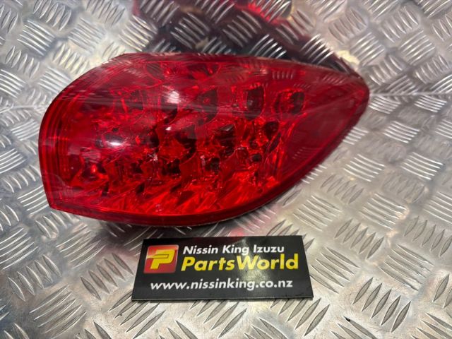 R Tail Light