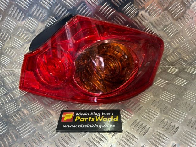 R Tail Light