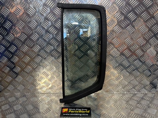 Lr Quarter Glass