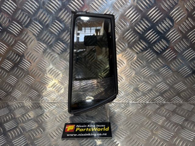 Lr Quarter Glass