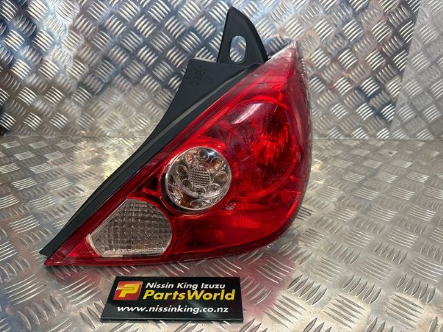 R Tail Light