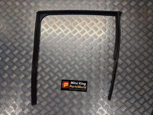 Lr Window Channel Rubber