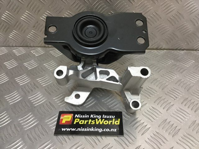 Right Engine Mount