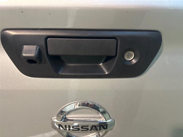 Tailgate Handle Outer