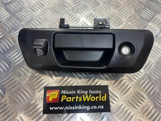 Tailgate Handle Outer