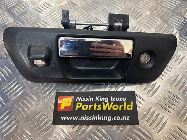 Tailgate Handle Outer