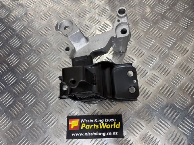 Right Engine Mount