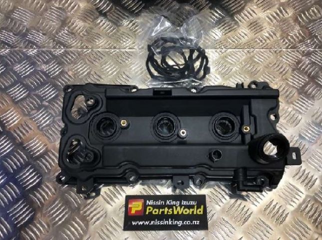 Engine Rocker Cover Lh