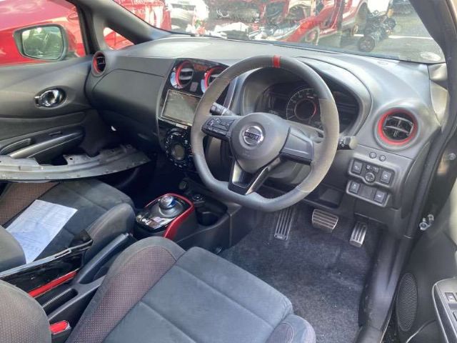 Stereo Surround / Bezel