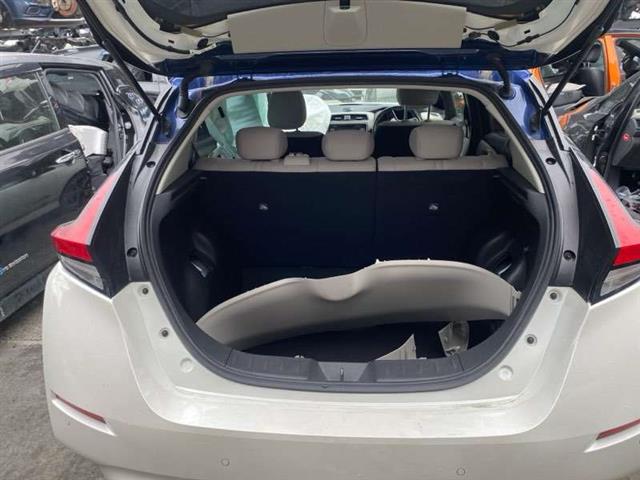 R Tail Light