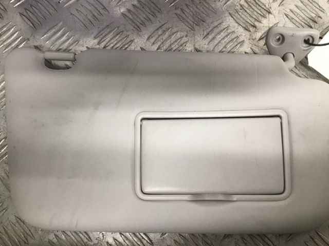 Rh Sunvisor