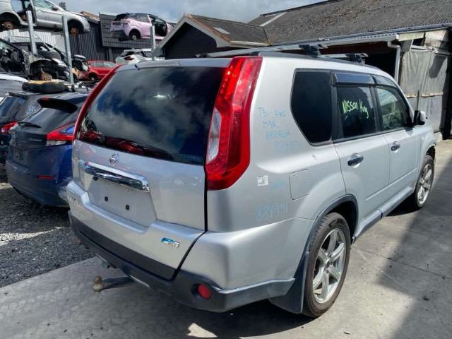 R Tail Light