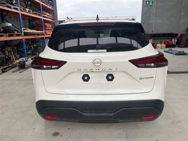Rear Panel Cut