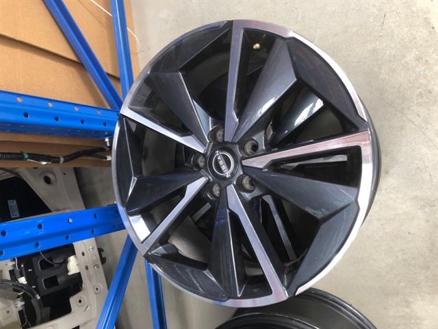 Alloy Road Wheel