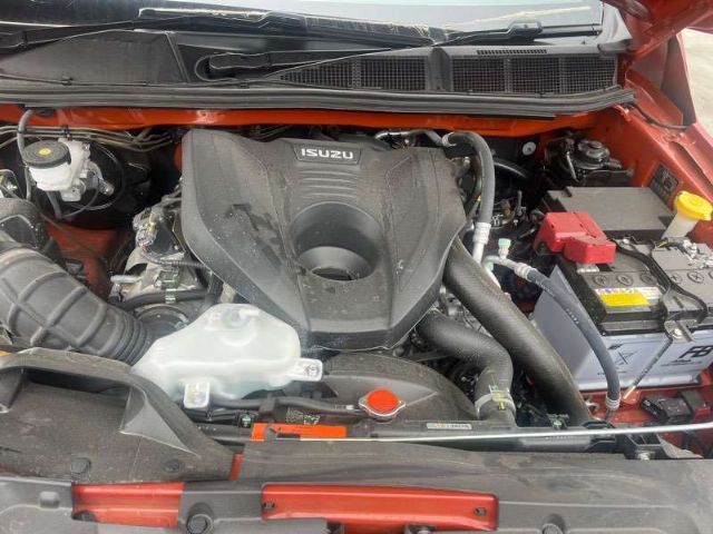 Engine Cover