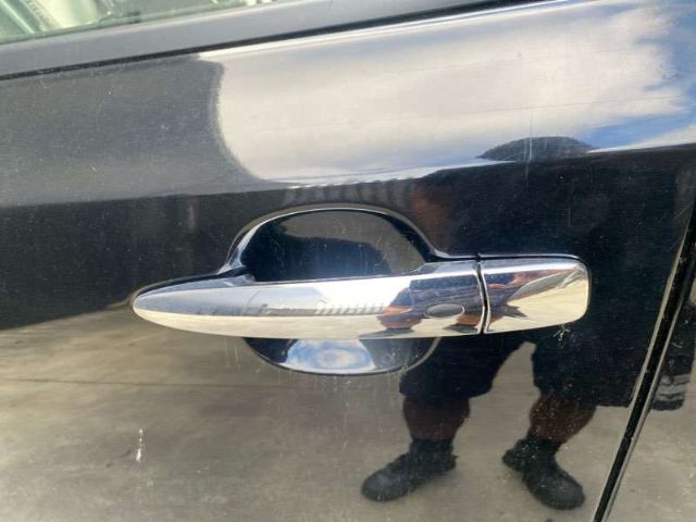 Lf Door Exterior Handle (smart Button) Type