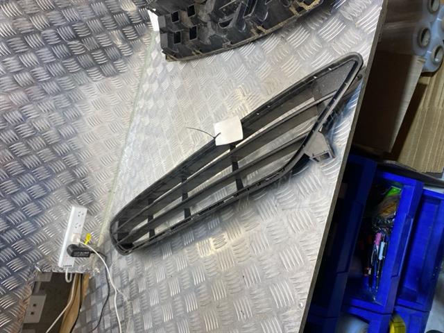 Front Bumper Grille