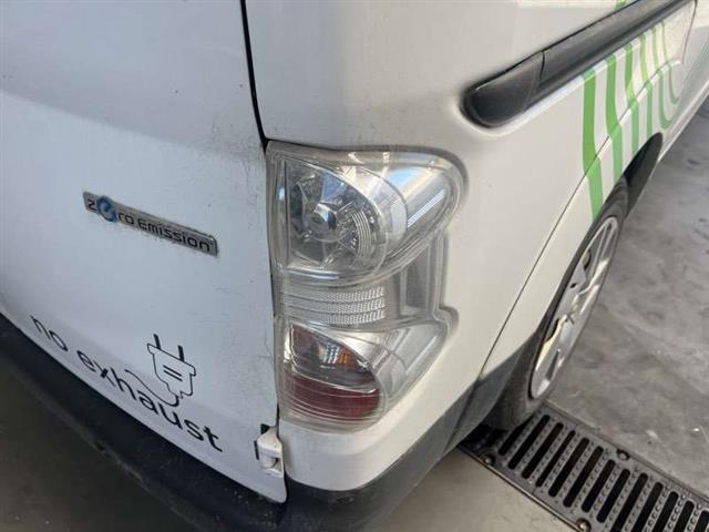 R Tail Light