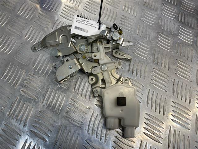 Lr Door Lock Mechanism