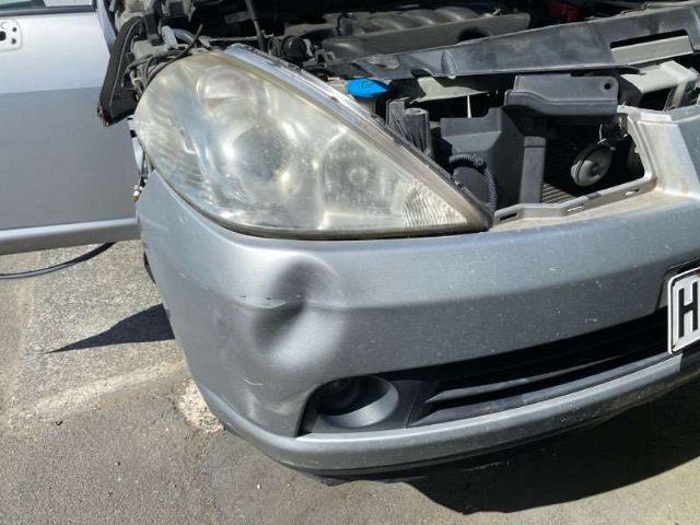 R Headlight