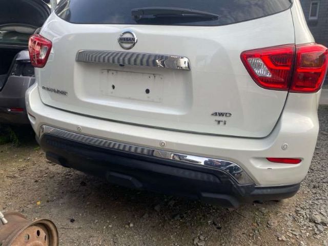 Rear Bumper Moulding