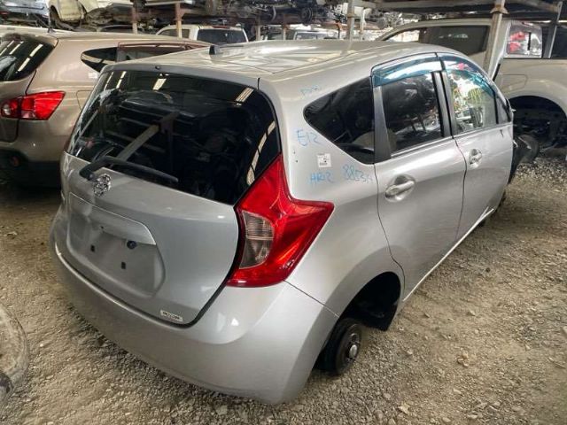 R Tail Light
