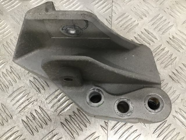 Automatic Trans Mount Bracket