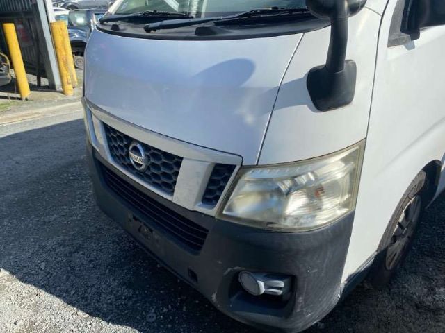 L Headlight (halogen)