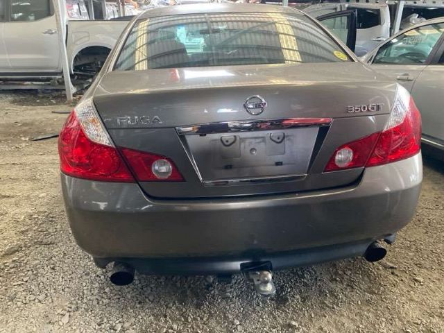 L Tail Light
