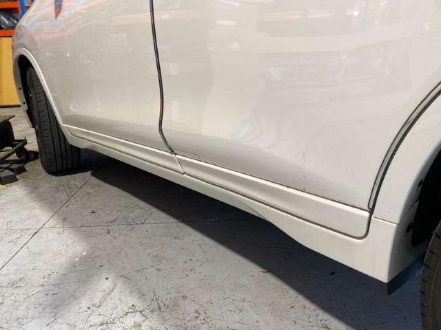 L Side Skirt