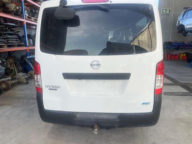 Tailgate Garnish 1 Piece