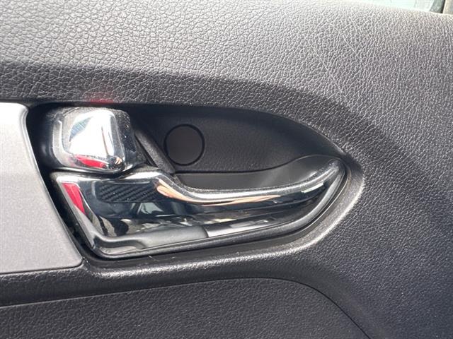 Lr Door Interior Handle