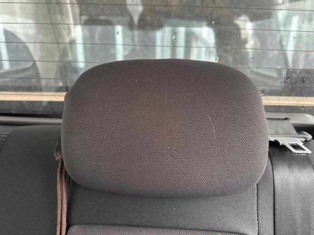 Rear Middle Seat Head Rest