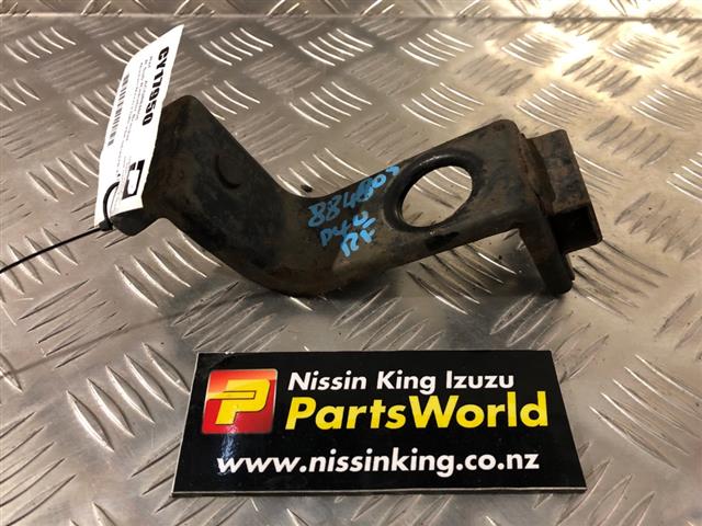 R Sub Radiator Bracket