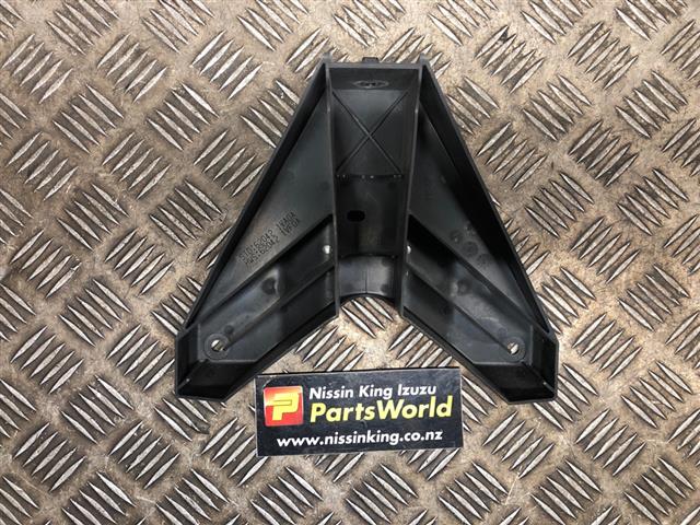 Front Bumper Centre Stay