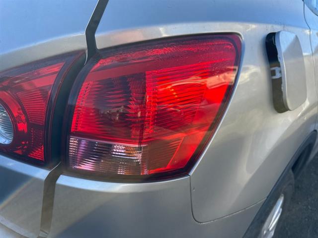 R Tail Light