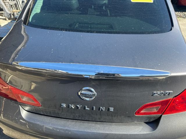 Boot Lid Centre Garnish