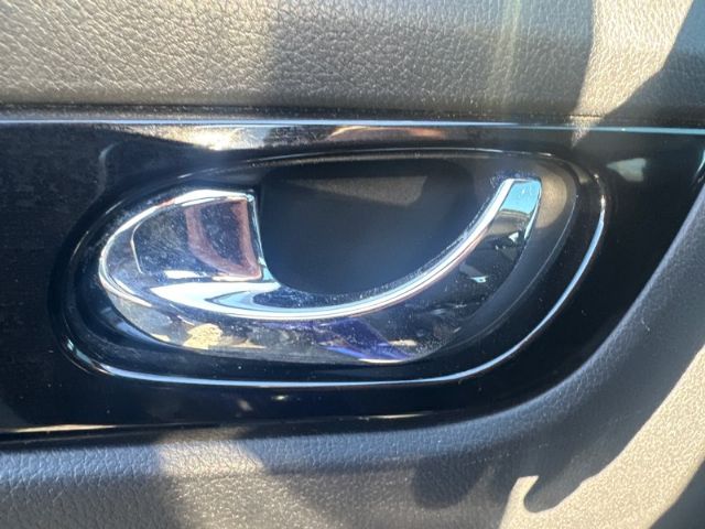 Lr Door Interior Handle