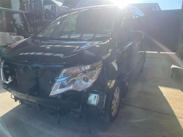 L Headlight Moulding