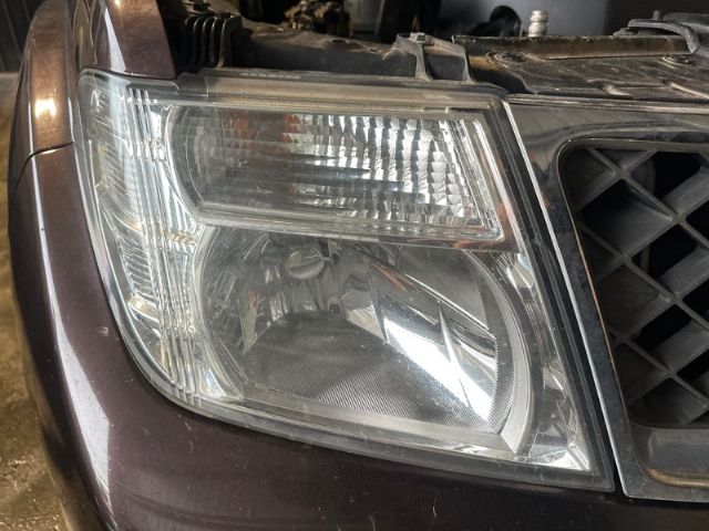 R Headlight