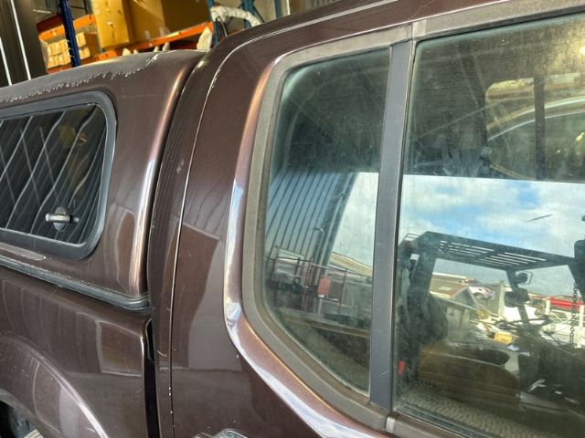 Rr Quarter Glass