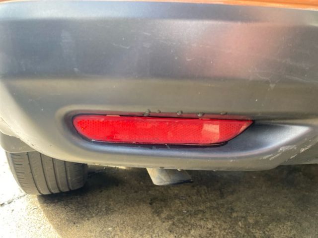 Lr Bumper Reflector