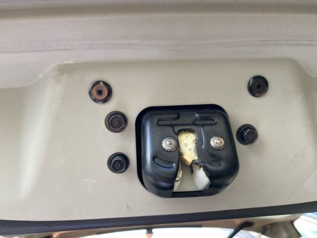 Tailgate Lock Assy