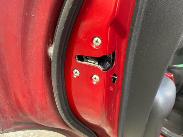 Lr Door Lock Mechanism