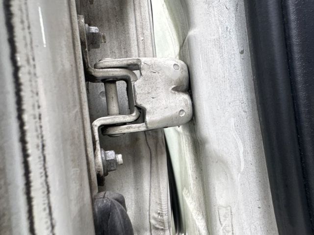 Lr Door Bottom Hinge