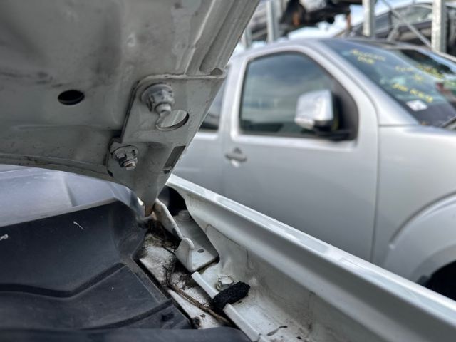 L Bonnet Hinge
